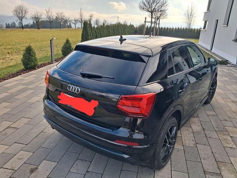 Używany Audi Q2 Sport 116 KM (85 kW) 2020 Czarny SUV