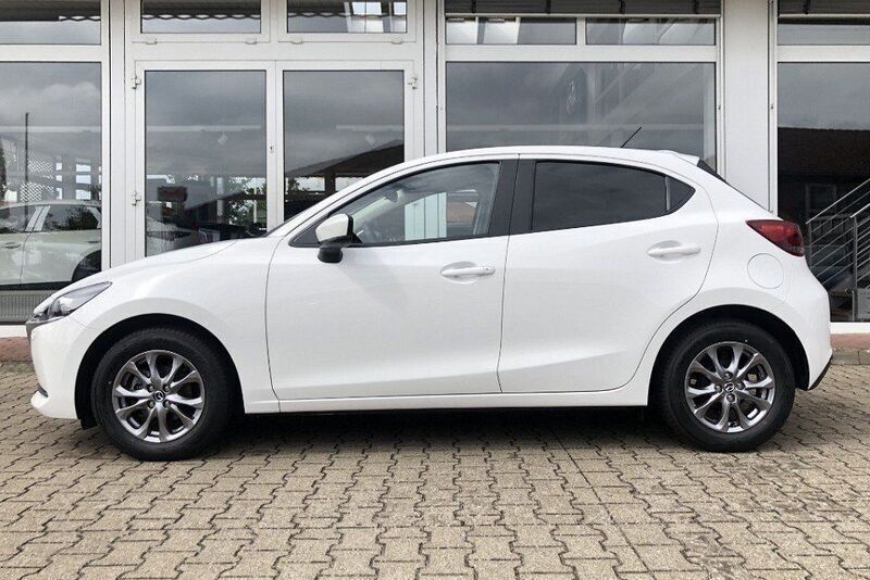 Gebraucht Mazda 2 Exclusive-Line 75 PS (55 kW) 2022 Weiß Kleinwagen