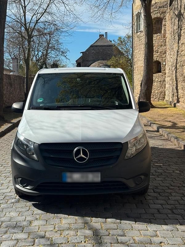 Gebraucht Mercedes Vito 114 PS (83 kW) 2018 Weiß Van