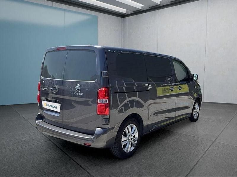 Gebraucht Peugeot Expert 179 PS (131 kW) 2023 Grau Van