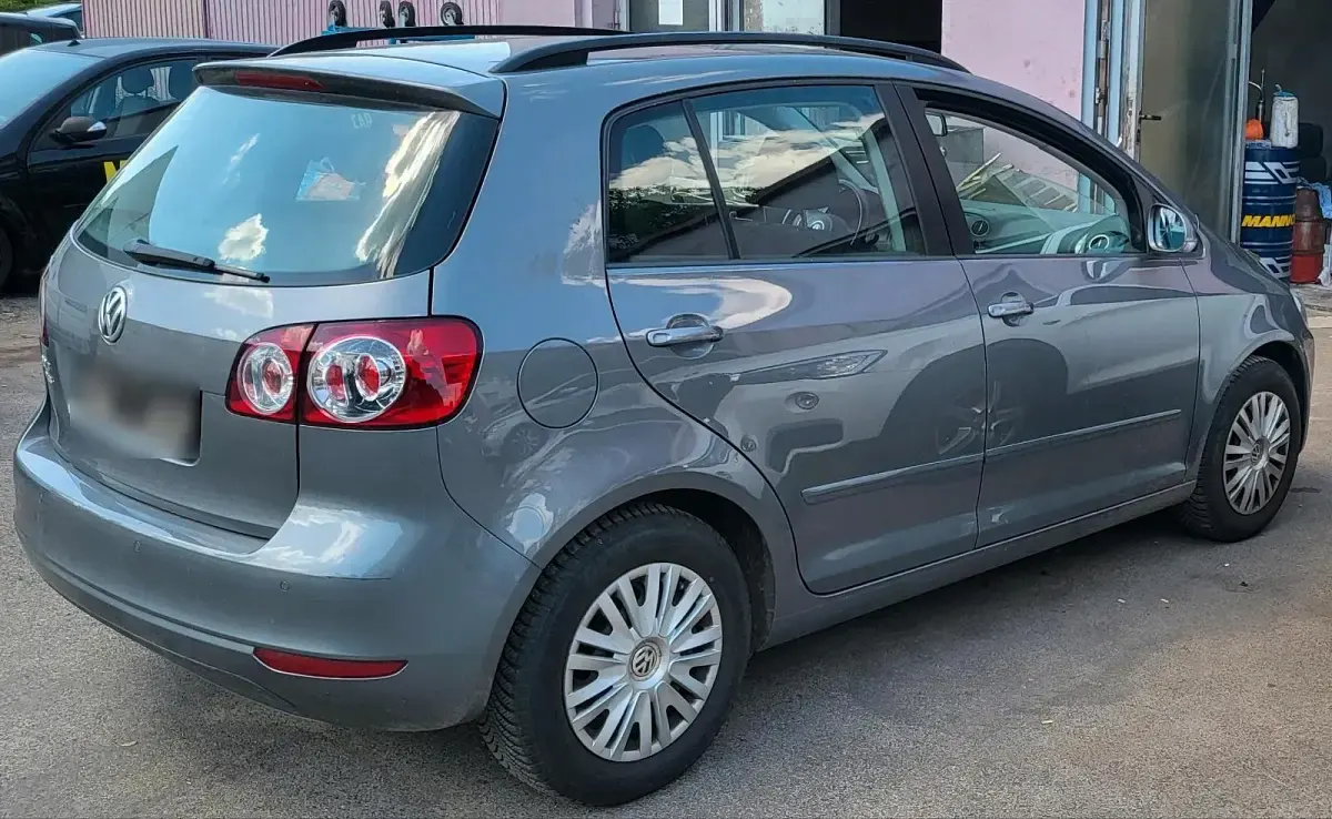 Gebraucht VW Golf Plus Cross 80 PS (58 kW) 2010 Grau Van / Kleinbus