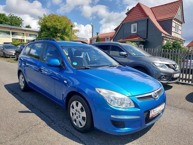 Blau Gebraucht 2009 Hyundai i30 Classic Kombi | 1.999 € (Fairer Preis) - Bild 1/4
