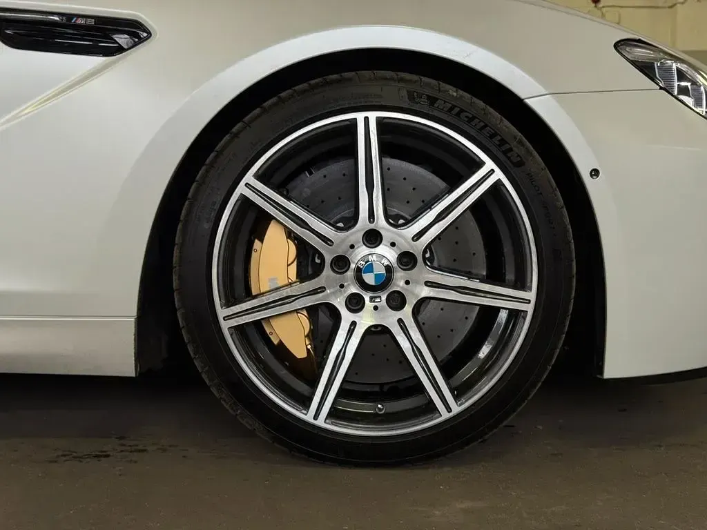Gebraucht BMW M6 Performance 600 PS (441 kW) 2017 Weiß Coupé