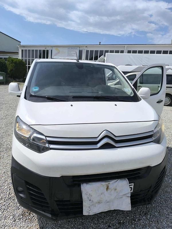 Weiß Gebraucht 2018 Citroën Jumpy Van / Kleinbus | 5.900 € (Superpreis) - Bild 1/4