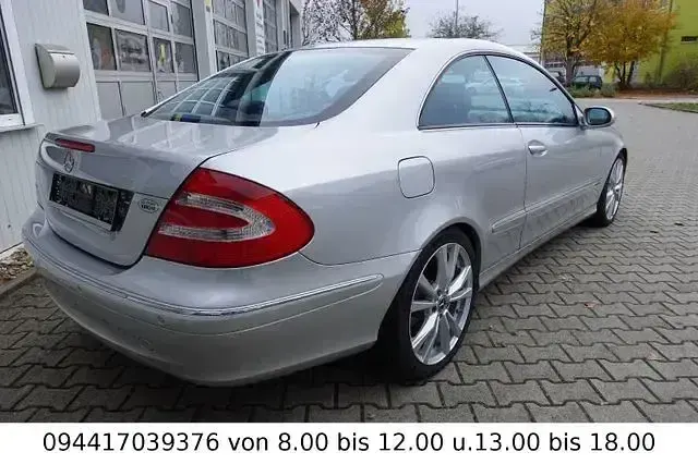 Gebraucht Mercedes CLK200 163 PS (119 kW) 2004 Silber Coupé