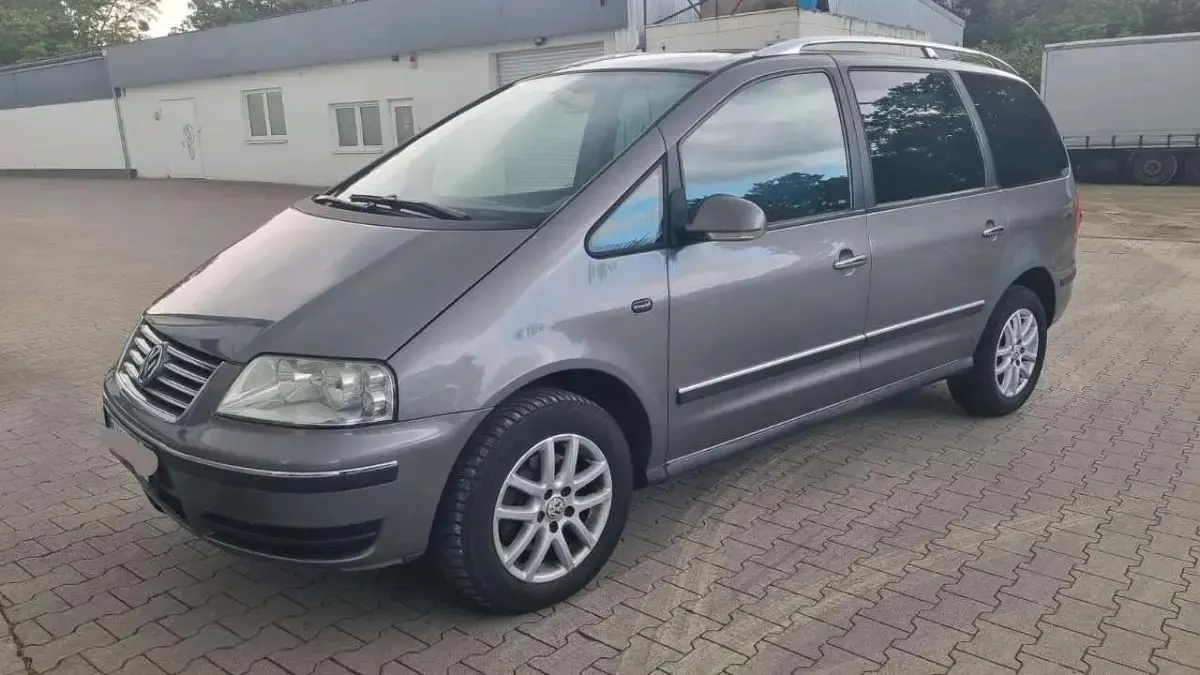 Gebraucht VW Sharan 116 PS (85 kW) 2005 Braun Van / Kleinbus
