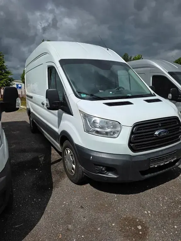 Gebraucht Ford Transit 170 PS (125 kW) 2018 Weiß Limousine
