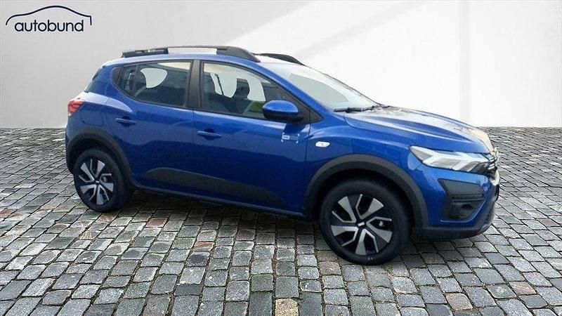 Neu Dacia Sandero Expression 91 PS (66 kW) 2025 Blau SUV