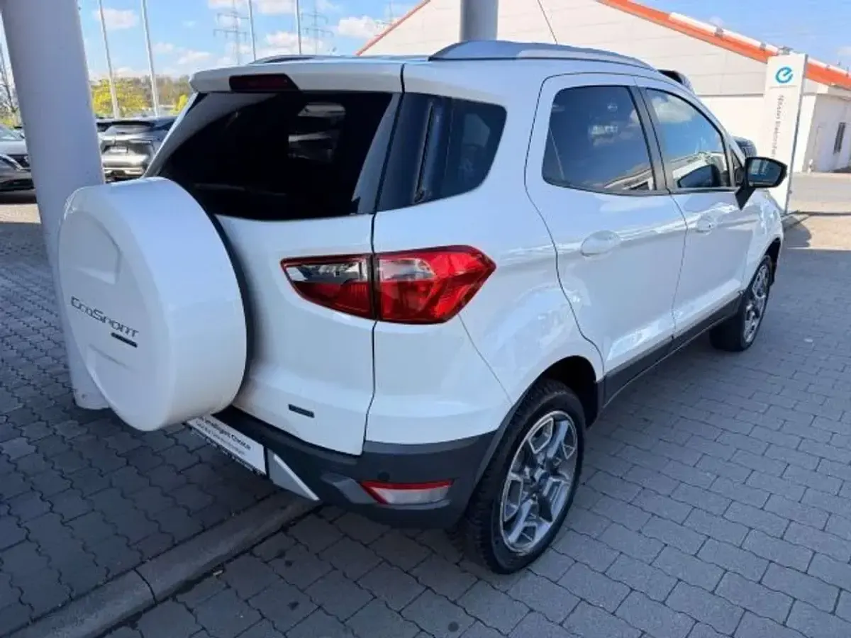 Gebraucht Ford Ecosport Titanium 125 PS (91 kW) 2014 Weiß SUV