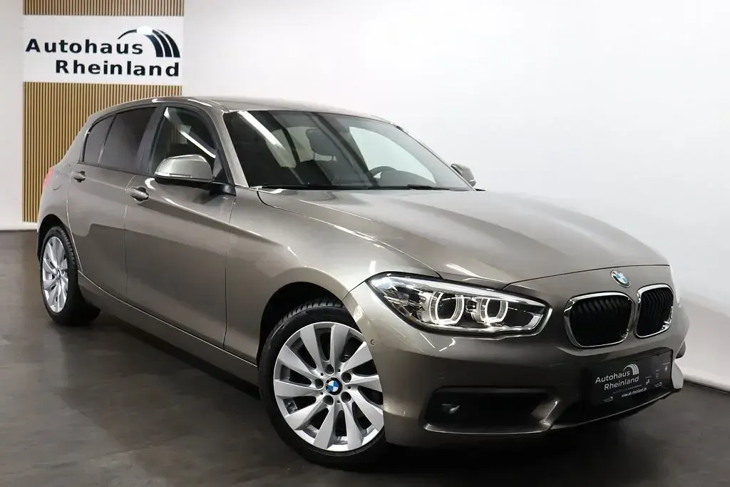 Używany BMW 120 Advantage 184 KM (135 kW) 2016 Srebrny Hatchback