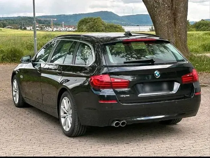 Gebraucht BMW 525 218 PS (160 kW) 2015 Schwarz Kombi