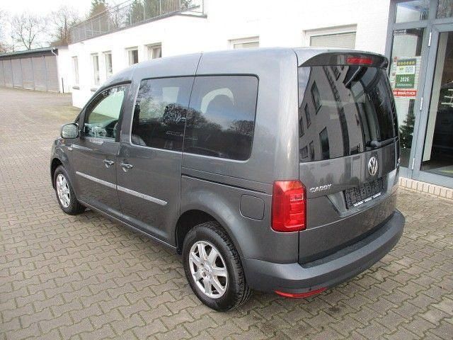 Gebraucht VW Caddy 110 PS (80 kW) 2018 Grau Van / Kleinbus