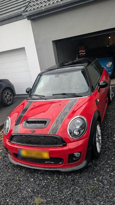 Gebraucht Mini John Cooper Works 211 PS (155 kW) 2011 Rot Kleinwagen
