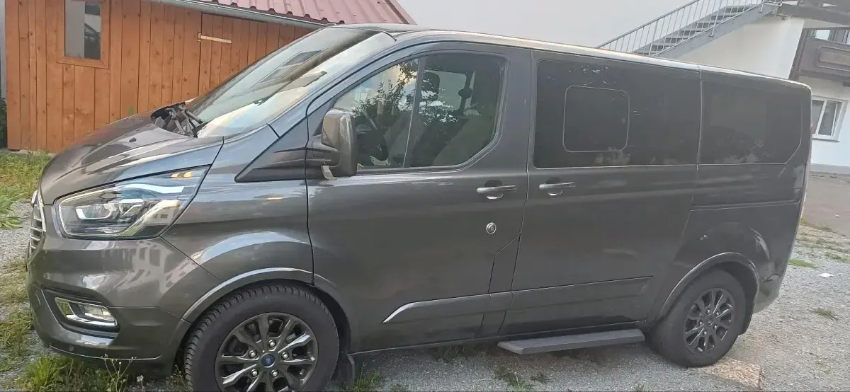 Gebraucht Ford Transit 170 PS (125 kW) 2020 Grau Van / Kleinbus
