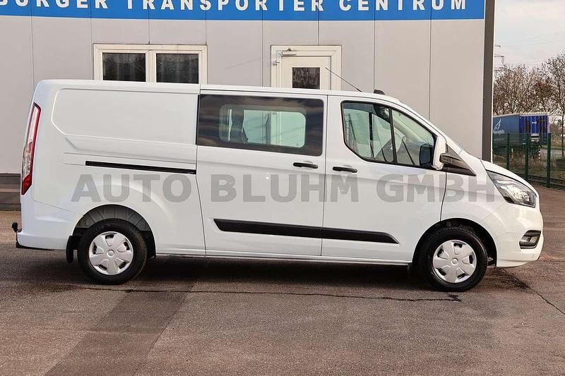 Gebraucht Ford Transit Custom 131 PS (96 kW) 2022 Frostweiß Van / Kleinbus