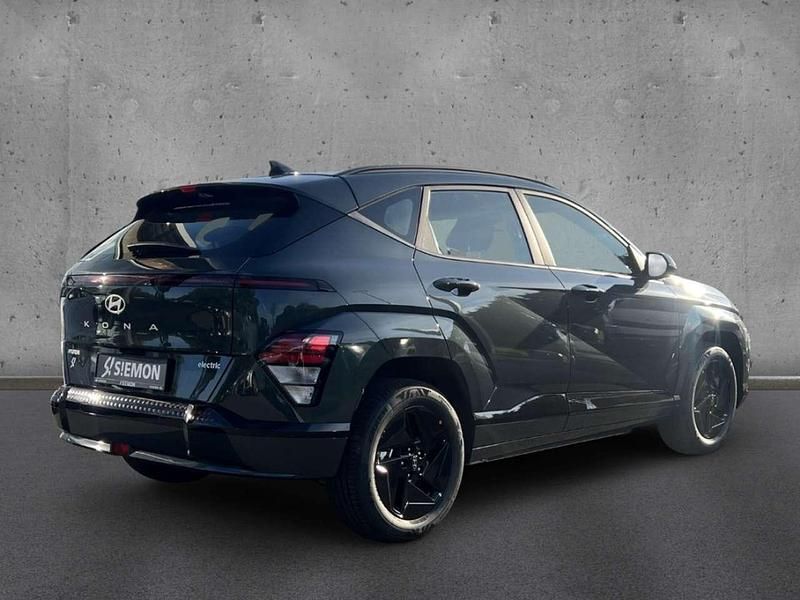 Neu Hyundai Kona Select 99 kW (135 PS) 2026 Cypress green SUV