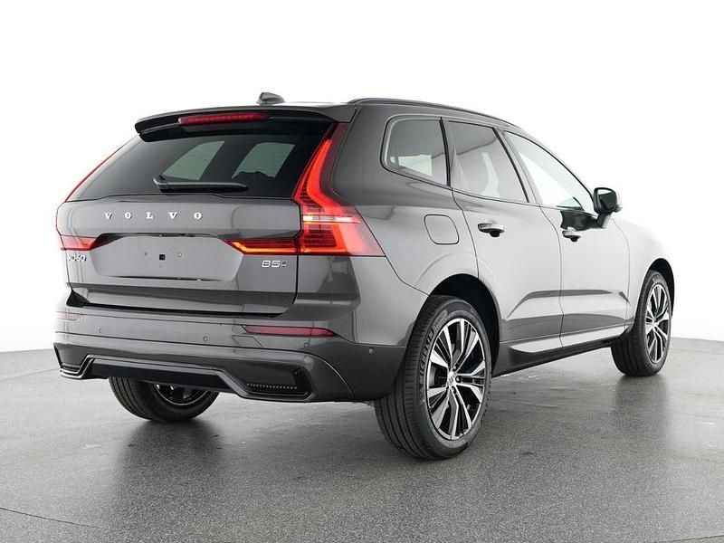 Gebraucht Volvo XC60 Plus 250 PS (183 kW) 2025 Grau SUV