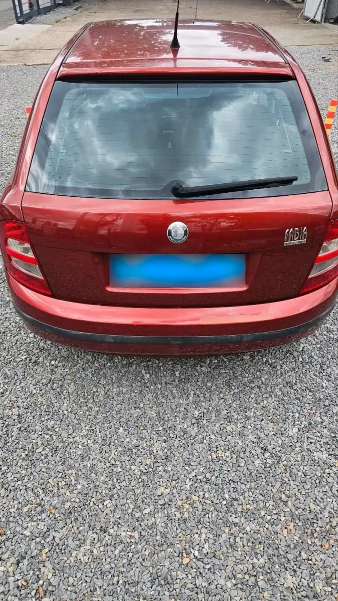Gebraucht Skoda Fabia 95 PS (69 kW) 2003 Rot Kleinwagen