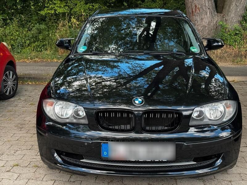 Schwarz Gebraucht 2007 BMW 118 Kleinwagen | 2.990 € (Fairer Preis) - Bild 1/4