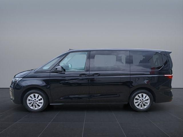 Gebraucht VW Multivan Life 150 PS (110 kW) 2024 Deep black perleffekt Van