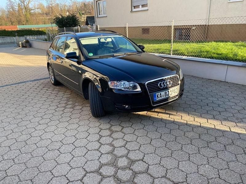 Schwarz Gebraucht 2006 Audi A4 Kombi | 2.950 € (Guter Preis) - Bild 1/2