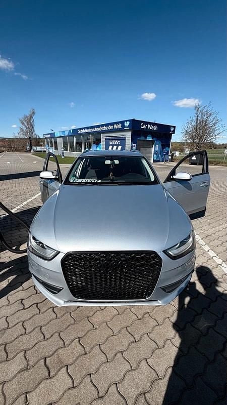 Gebraucht Audi A4 136 PS (100 kW) 2014 Silber Kombi