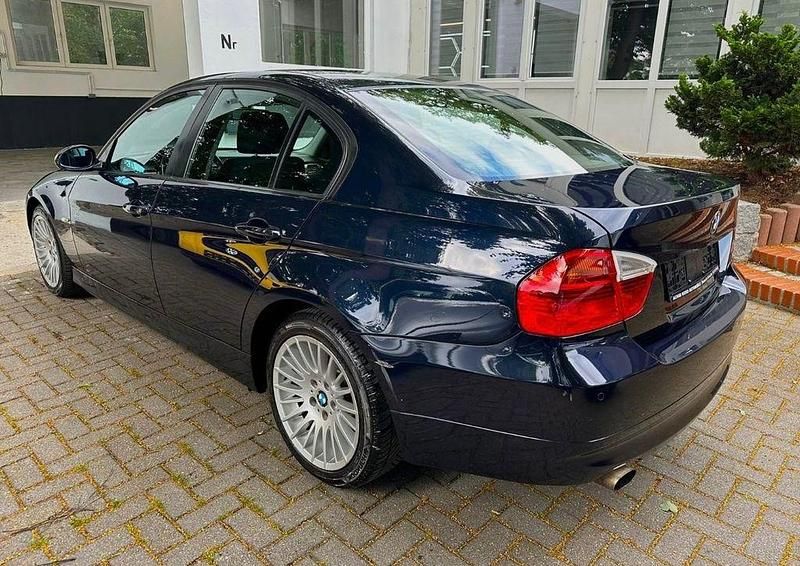 Gebraucht BMW 318 129 PS (94 kW) 2006 Limousine