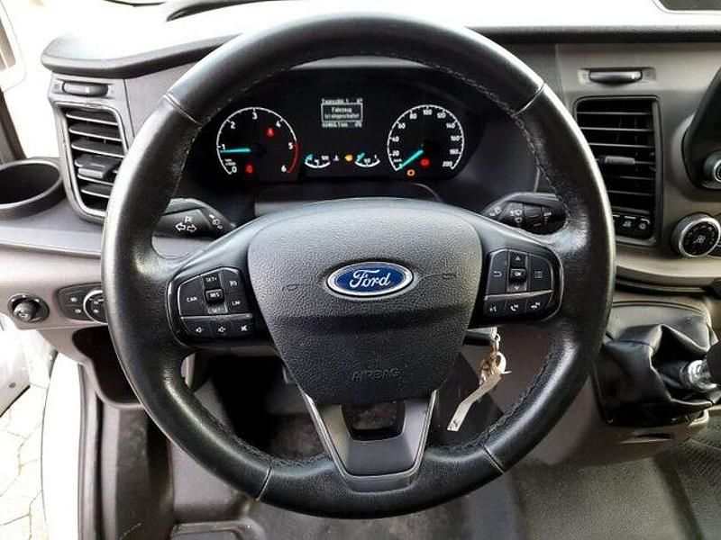 Gebraucht Ford Transit Trend 131 PS (96 kW) 2020 Weiss Limousine