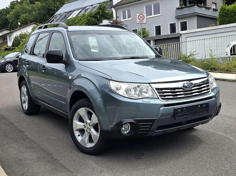 Grün Gebraucht 2009 Subaru Forester SUV | 8.999 € (Etwas zu teuer) - Bild 1/4