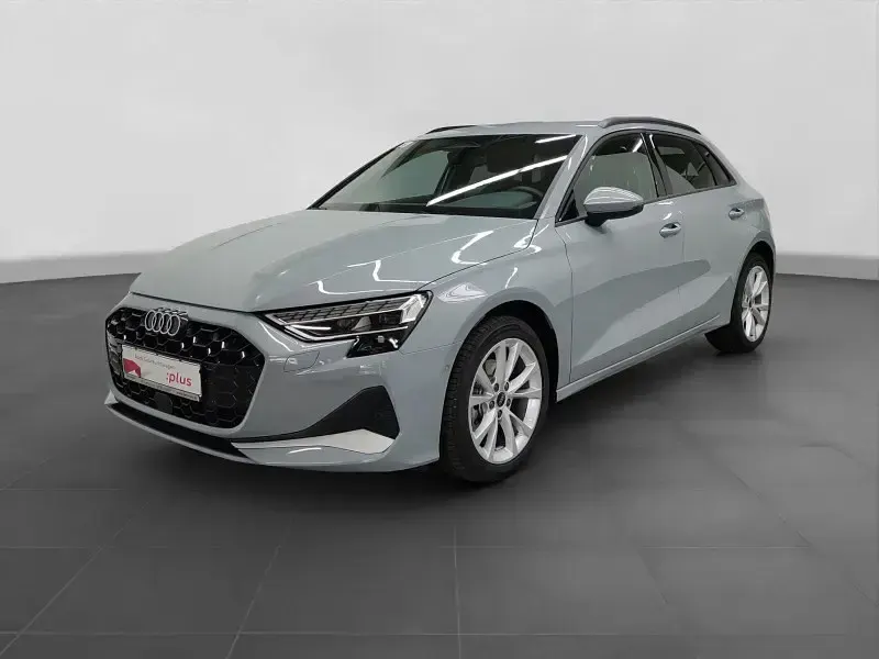 Gebraucht Audi A3 116 PS (85 kW) 2025 Grau Limousine