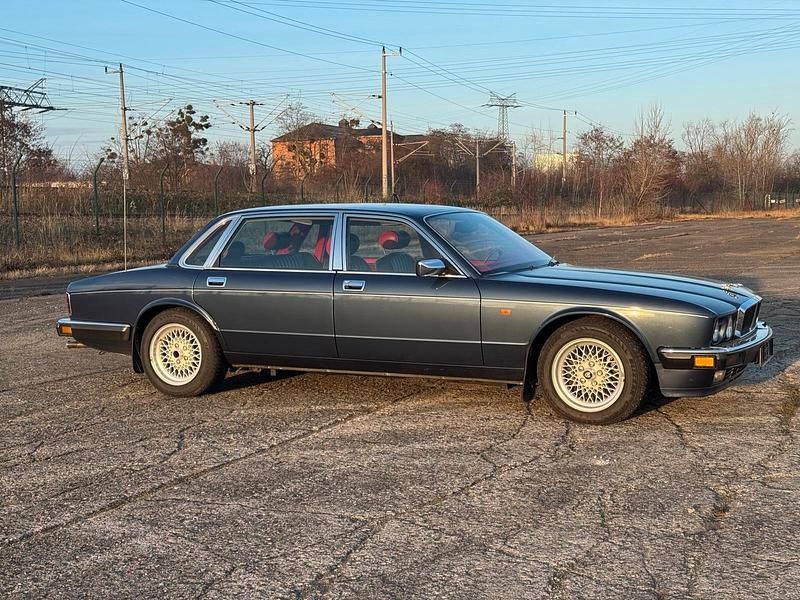 Gebraucht Jaguar XJ 272 PS (200 kW) 1993 Blau Limousine