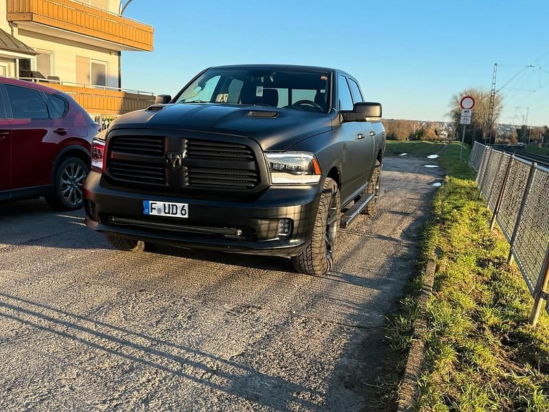 Gebraucht Dodge Ram 400 PS (294 kW) 2013 Schwarz Abholung
