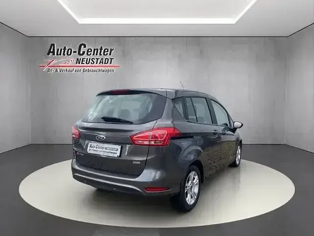 Usata Ford B-MAX SYNC Edition 132 CV (97 kW) 2015 Arancione Monovolume