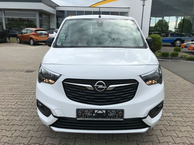 Gebraucht Opel Combo Life Edition 110 PS (80 kW) 2022 Weiß Van / Kleinbus