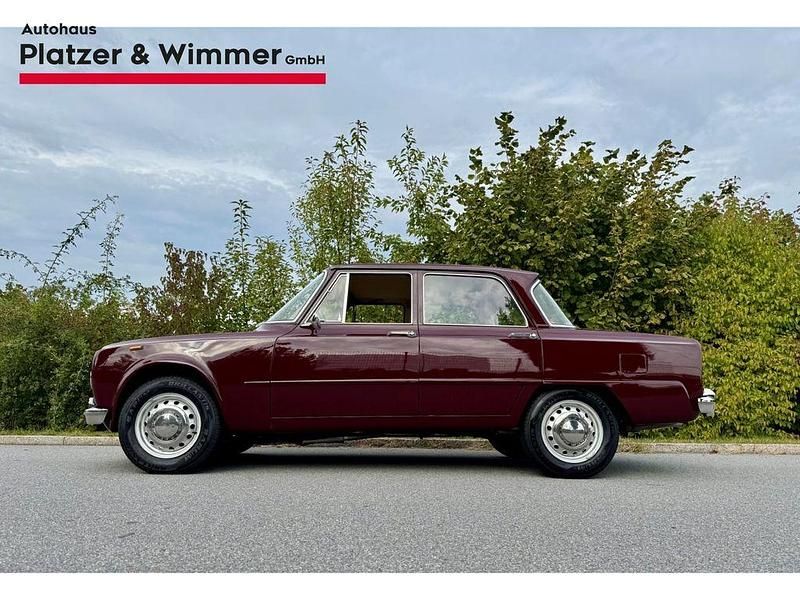 Gebraucht Alfa Romeo Giulia 1300 Super 89 PS (65 kW) 1972 Rot Limousine