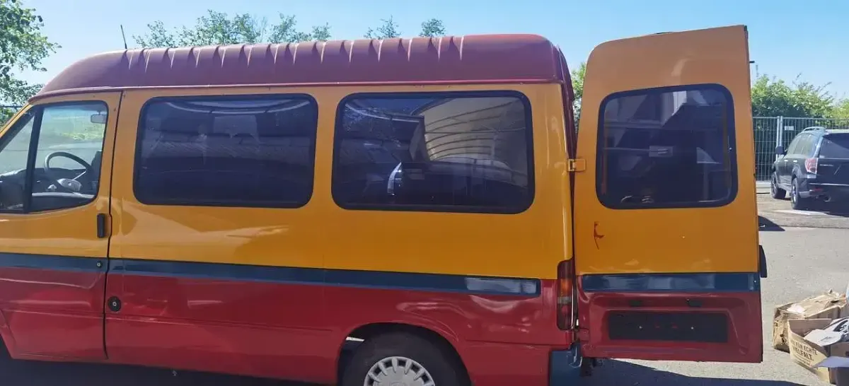 Usata Ford Transit 77 CV (56 kW) 1990 Rosso Monovolume