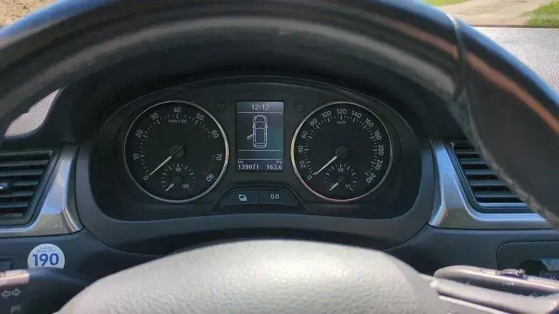 Gebraucht Skoda Rapid Ambition 85 PS (62 kW) 2013 Blau Kleinwagen