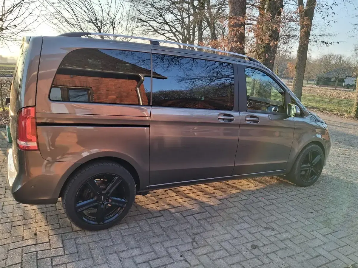 Gebraucht Mercedes V250 Edition 190 PS (139 kW) 2016 Andere farben Van / Kleinbus