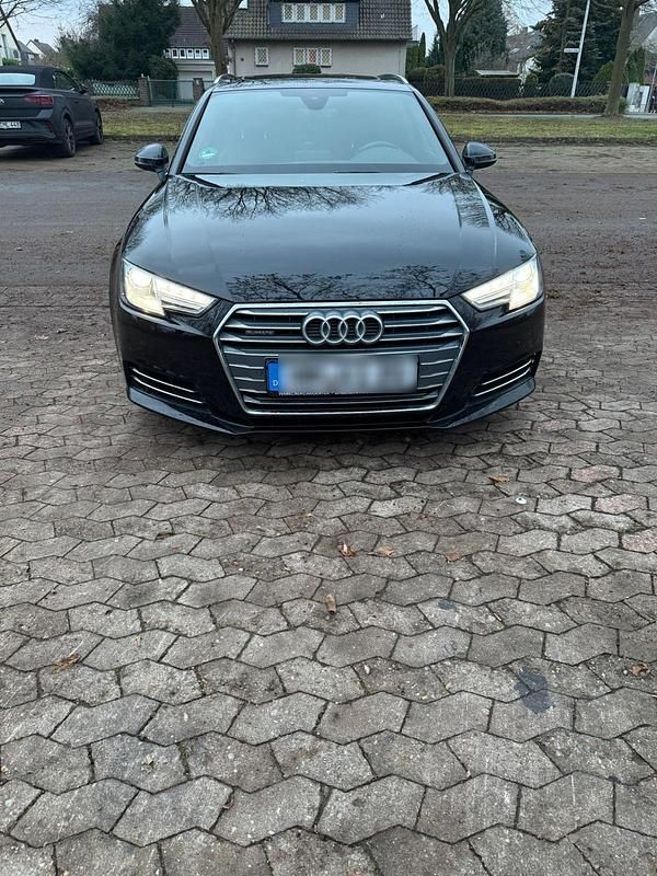 Schwarz Gebraucht 2017 Audi A4 S-Line Kombi | 14.990 € (Superpreis) - Bild 1/4