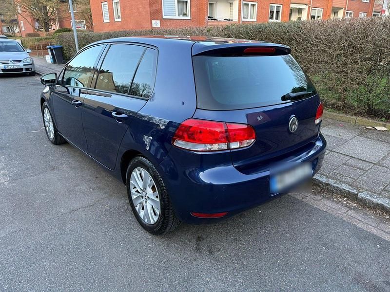 Gebraucht VW Golf VI 102 PS (75 kW) 2008 Blau Kleinwagen