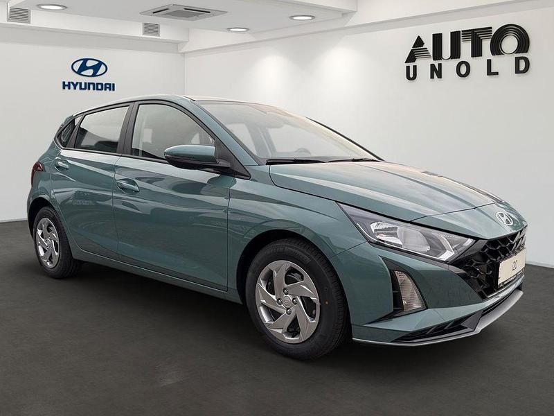 Gebraucht Hyundai i20 Select 84 PS (61 kW) 2025 Grün Kleinwagen