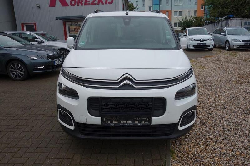 Gebraucht Citroën Berlingo Feel 131 PS (96 kW) 2019 Weiß Van / Kleinbus
