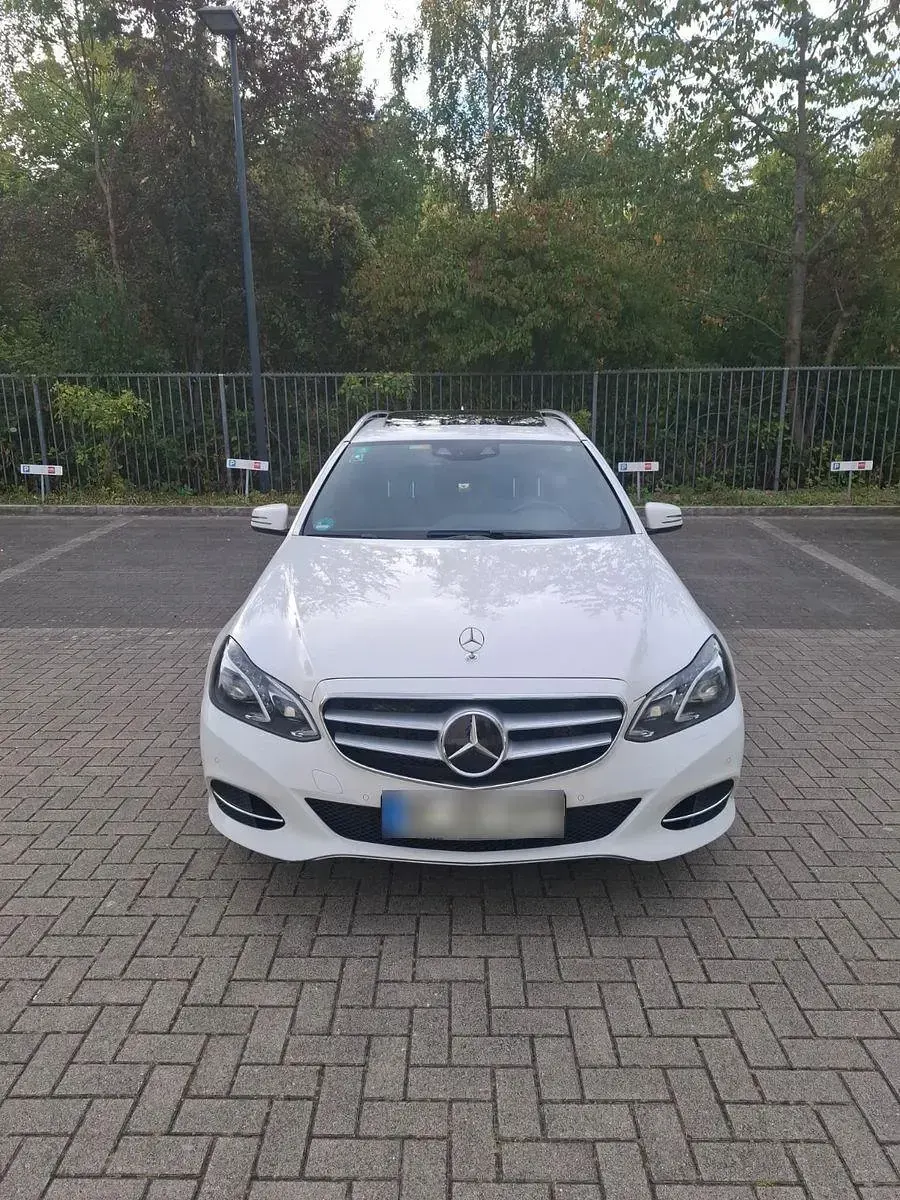 Gebraucht Mercedes E350 258 PS (189 kW) 2015 Weiß Kombi