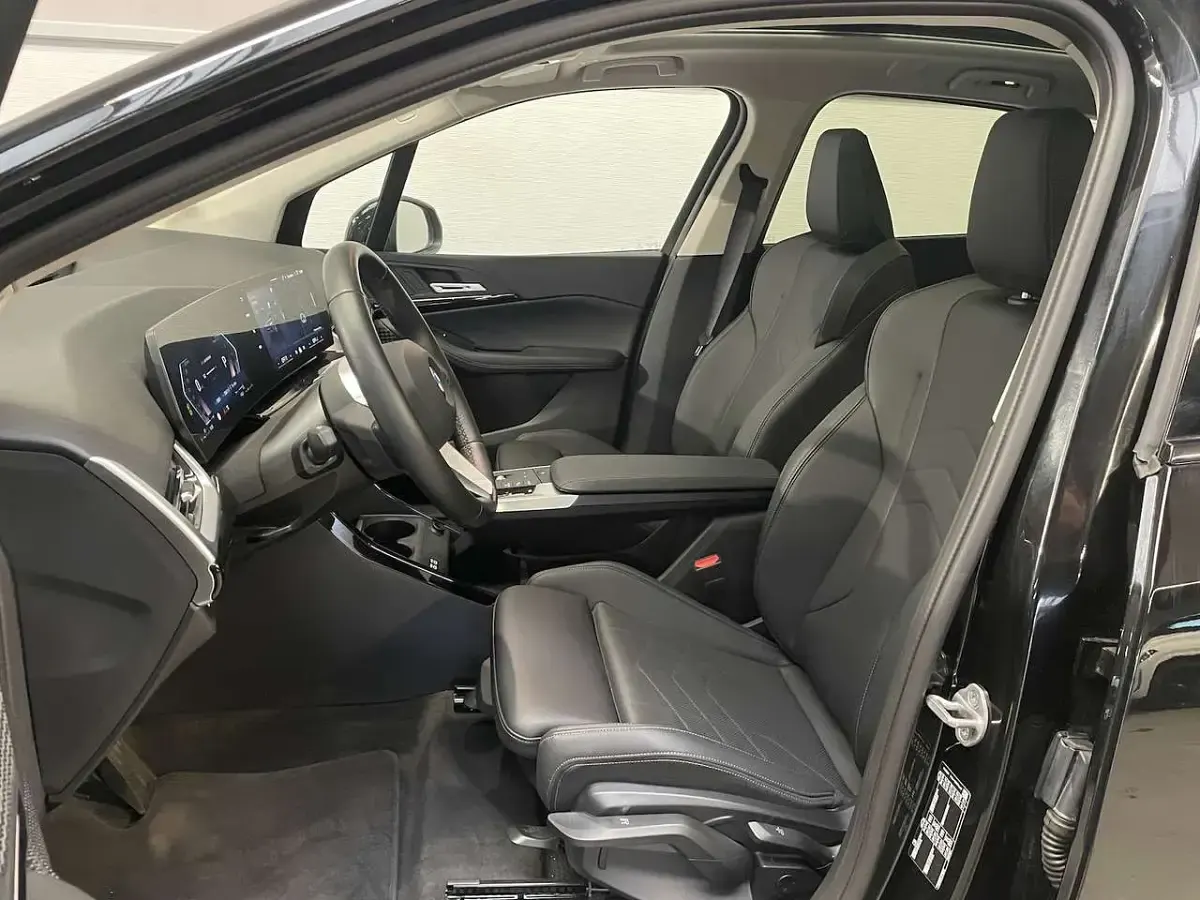 Gebraucht BMW 218 Luxury Line 136 PS (100 kW) 2024 Schwarz ii Van / Kleinbus