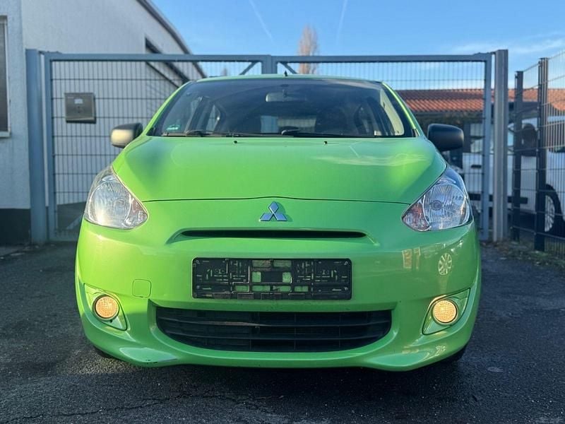Grün Gebraucht 2013 Mitsubishi Space Star Kleinwagen | 4.500 € (Fairer Preis) - Bild 1/4