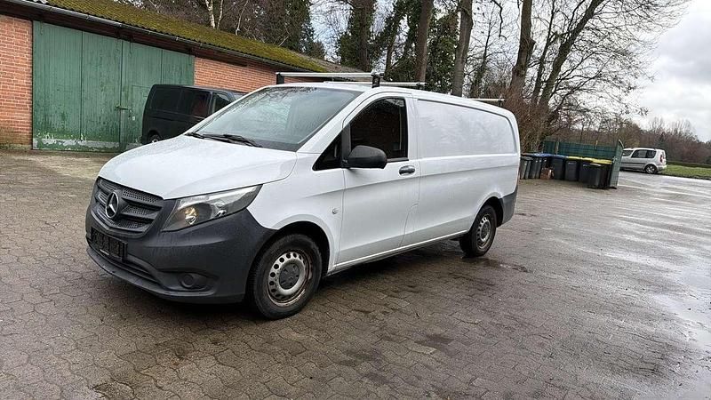Gebraucht Mercedes Vito 114 PS (83 kW) 2016 Weiß Van