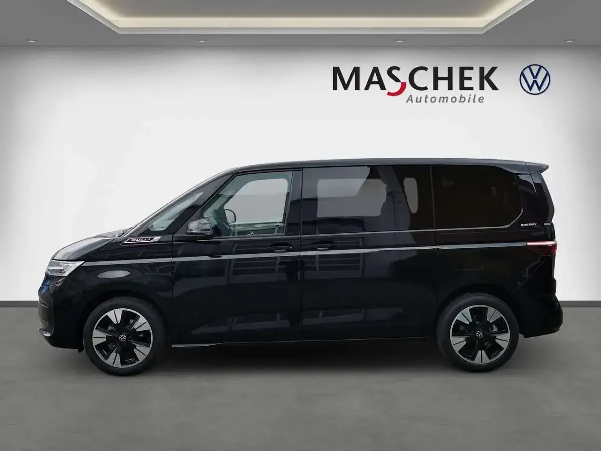 Neu VW Multivan 150 PS (110 kW) 2026 Schwarz Van / Kleinbus
