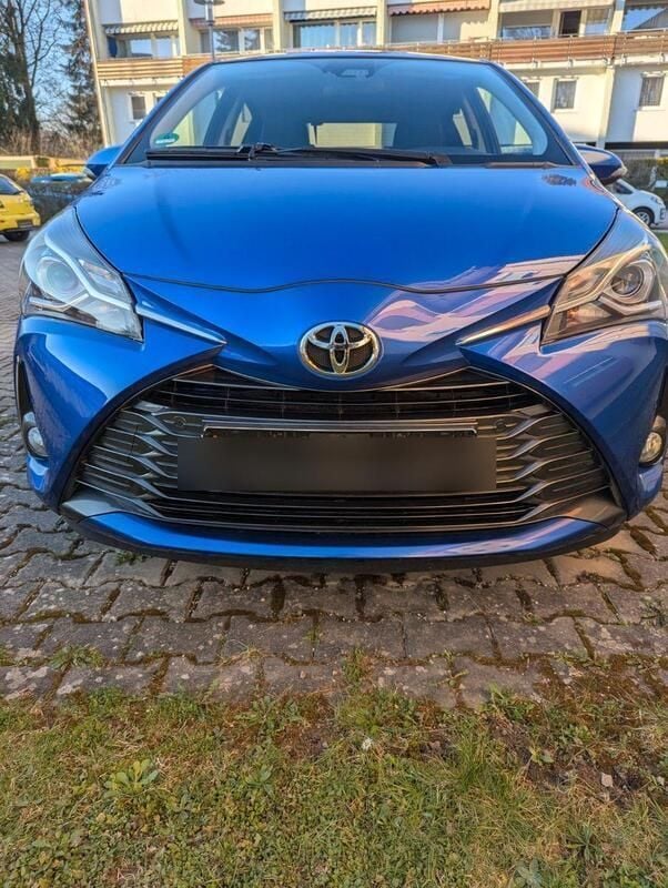 Blau Gebraucht 2020 Toyota Yaris Club Kleinwagen | 14.100 € (Guter Preis) - Bild 1/4