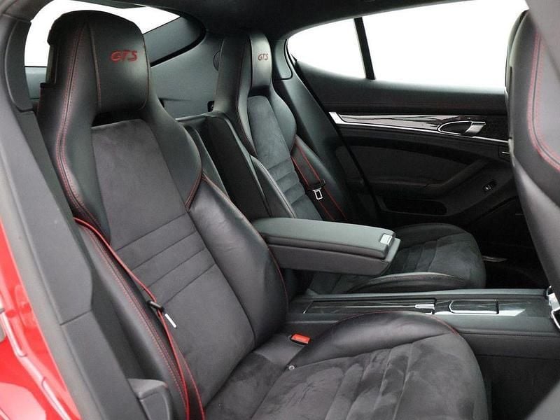 Gebraucht Porsche Panamera 441 PS (324 kW) 2014 Rot Kleinwagen