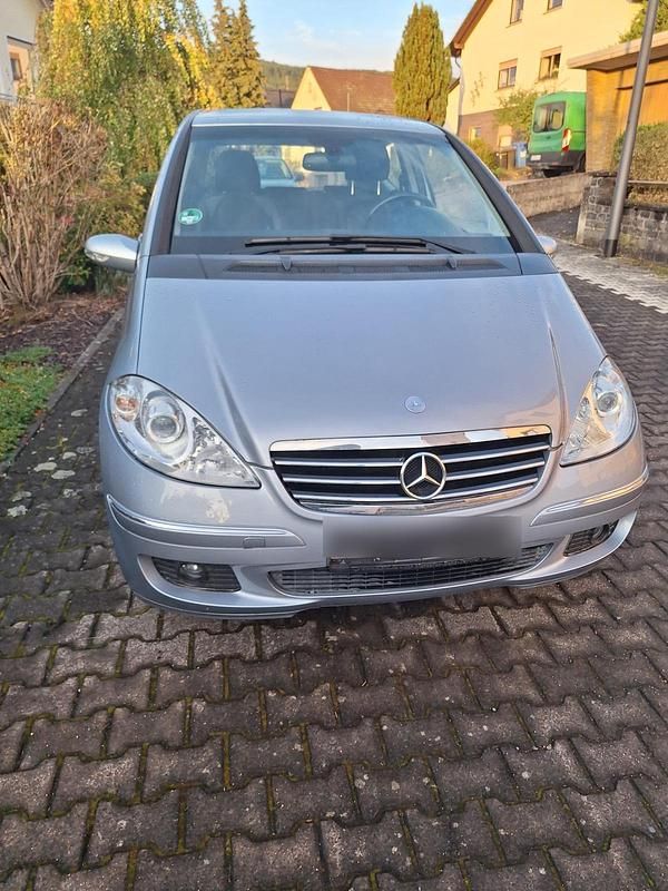 Blau Gebraucht 2007 Mercedes A150 Avantgarde Kleinwagen | 2.800 € (Guter Preis) - Bild 1/4